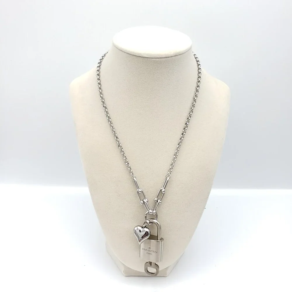 Authentic Louis Vuitton Padlock w/Unbranded Stainless Steel Plated Silver Chain - Picture 4 of 12